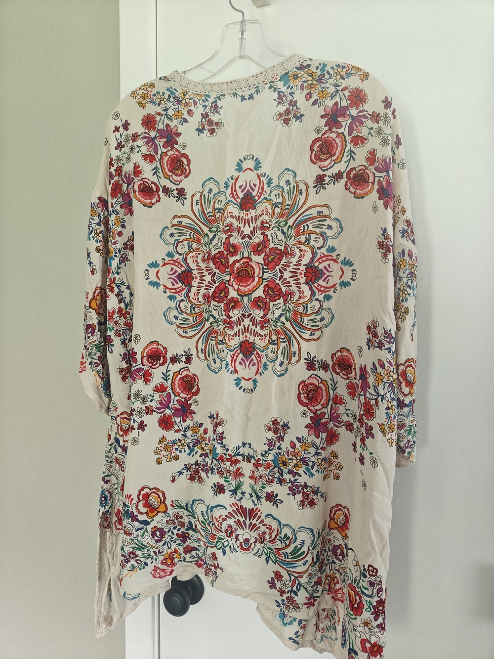 Bila Cream Floral Open Front Kimono with Multicolor Blooms - Picture 5 of 9